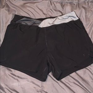 Black athletic shorts! 🏃🏼‍♀️